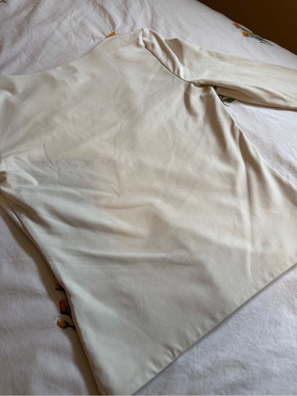 Aritzia CONTOUR Soft Off White Long Sleeve Top - Picture 5 of 5